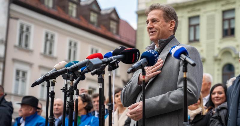 Словенія підриває 