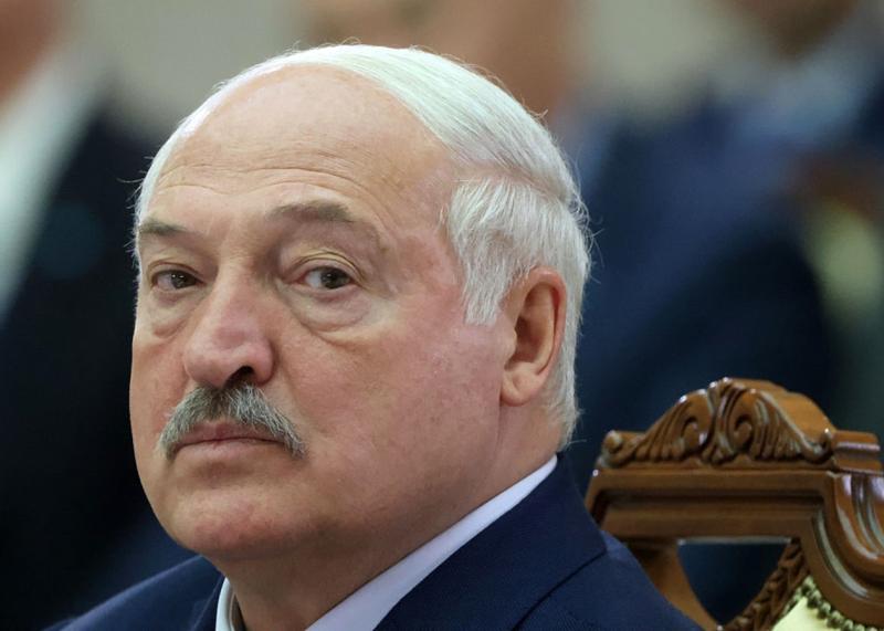 Лукашенко заявив про готовність до військових дій.