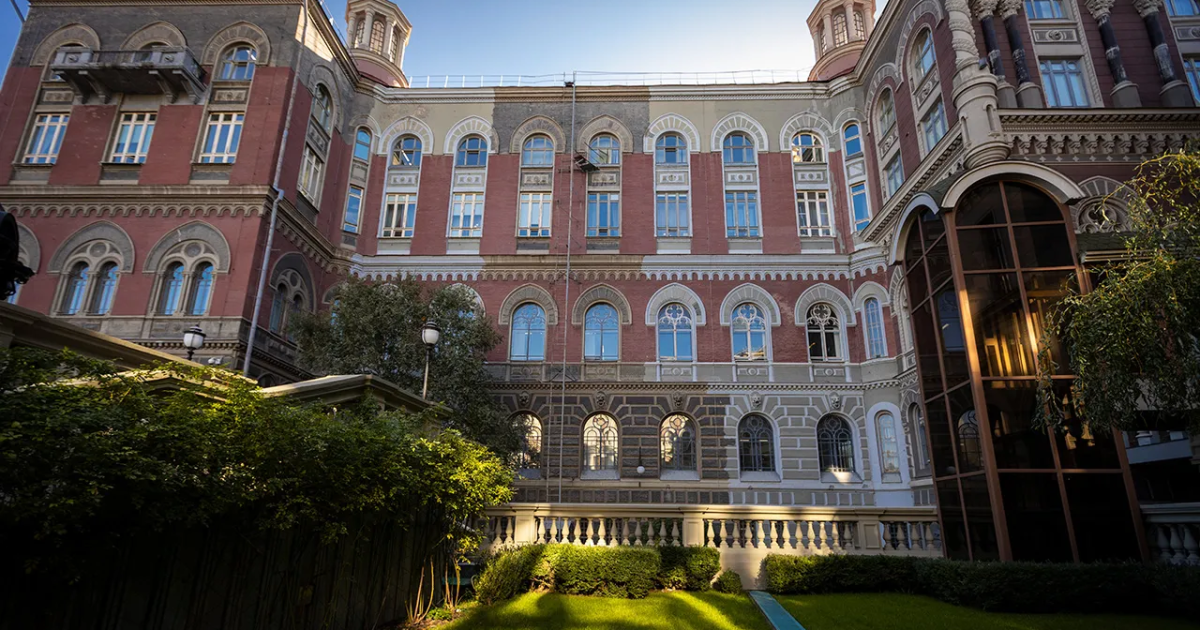 Дві кредитні спілки зупинили свою роботу: що потрібно знати -- Delo.ua