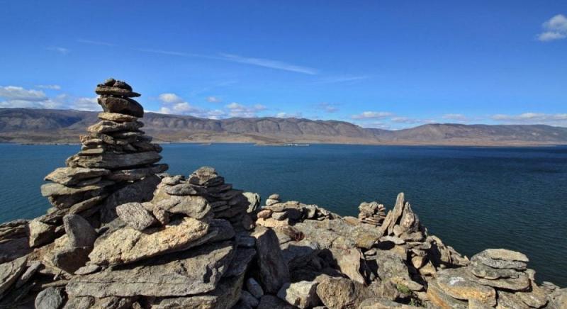 Найглибше озеро на планеті містить одну п'яту частину усієї прісної води Землі. Де саме його можна знайти?