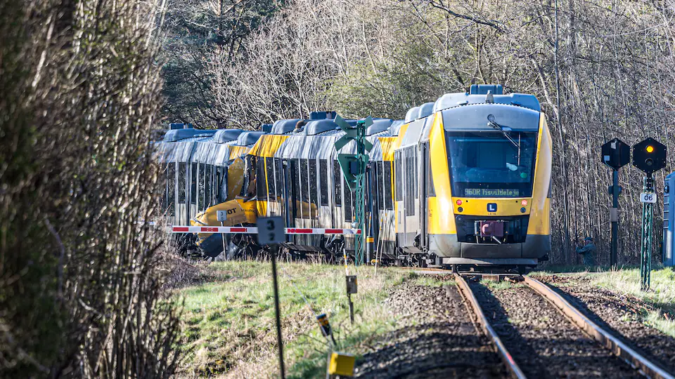 В Данії сталася аварія за участю двох потягів: 17 осіб отримали травми | Основні новини України